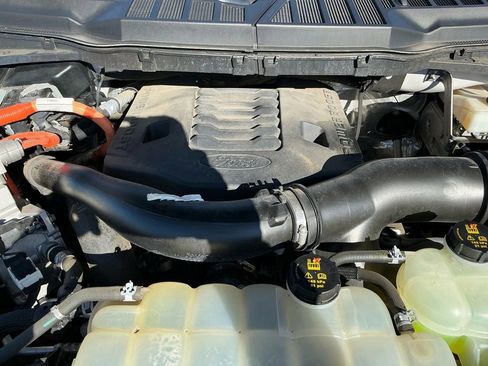 Used 2021 Ford F150 Lariat w/ Equipment Group 502A High image 25