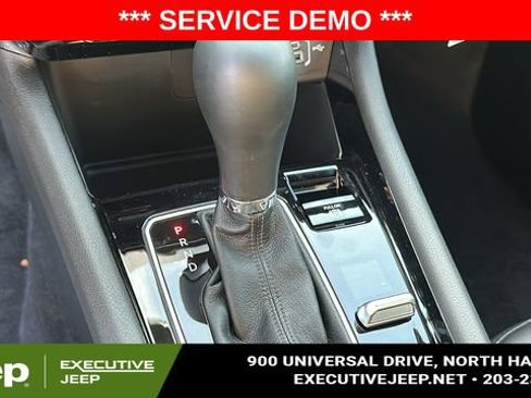 New 2025 Jeep Compass Limited w/ Sun & Sound Group image 18