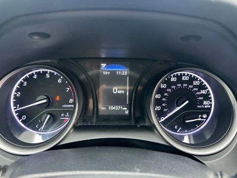 Used 2021 Toyota Camry SE image 29