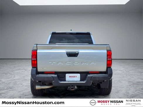 Used 2024 Toyota Tacoma SR w/ SR Upgrade Package AWD/4WD image 6