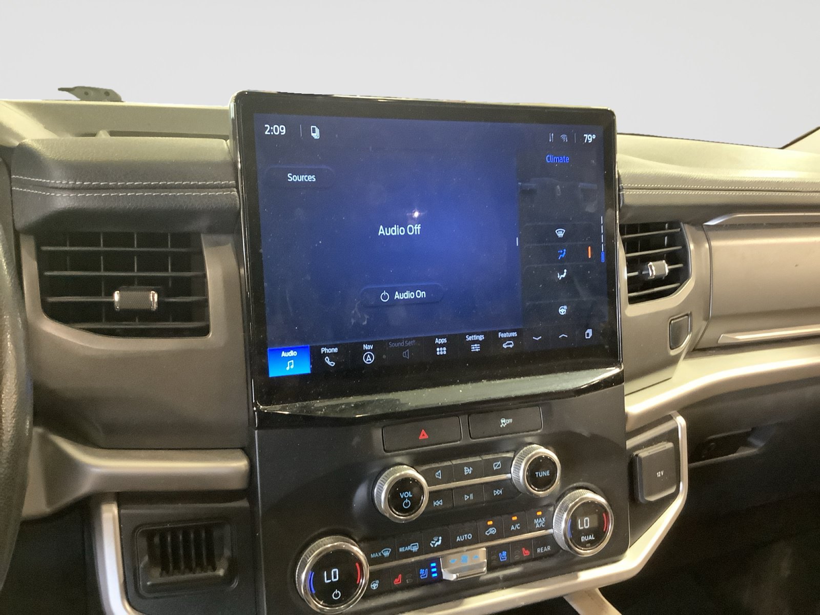 Used 2022 Ford Expedition XLT RWD image 21