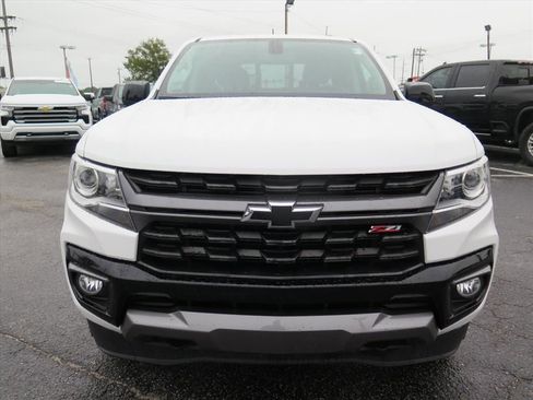 Used 2022 Chevrolet Colorado Z71 image 9