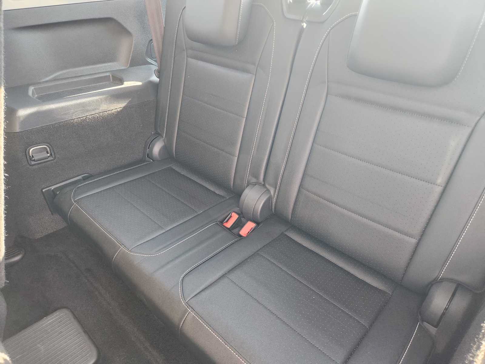 Used 2021 Volkswagen Tiguan SE FWD image 29