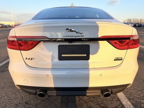 Used 2020 Jaguar XF Checkered Flag image 7
