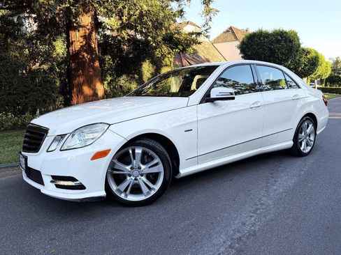Used 2012 Mercedes-Benz E 350 Sedan image 2