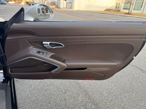 Used 2019 Porsche 911 image 62