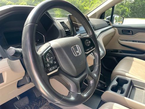 Used 2018 Honda Odyssey EX-L image 17