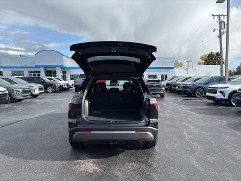 New 2026 Chevrolet Equinox LT w/ Convenience Package II image 6