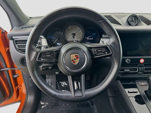 Certified 2023 Porsche Macan S AWD/4WD image 12