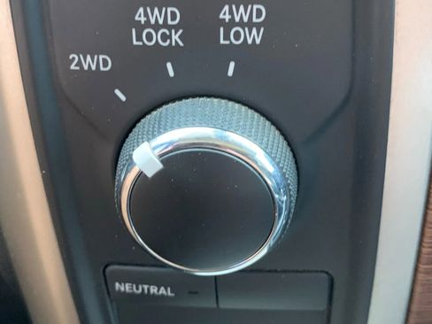 Used 2016 RAM 2500 Laramie w/ Convenience Group image 27