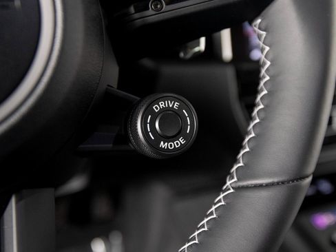 New 2026 Porsche Macan Turbo image 24