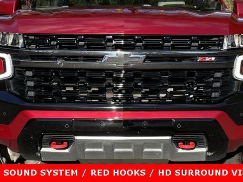 Used 2021 Chevrolet Tahoe Z71 w/ Z71 Signature Package image 3