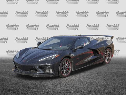 Used 2023 Chevrolet Corvette Stingray Premium Conv w/ Z51 Performance Package image 5