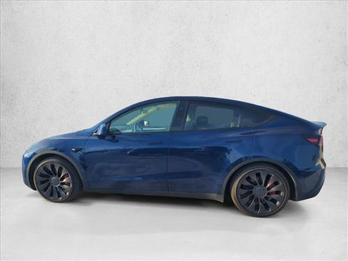 Used 2024 Tesla Model Y Performance AWD/4WD image 6