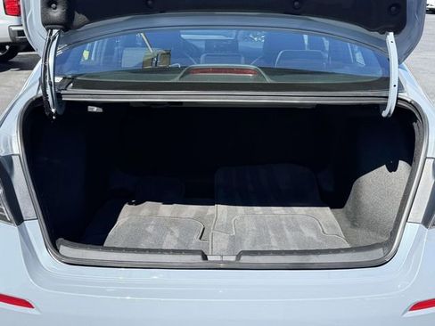 Used 2023 Honda Civic Sport image 8