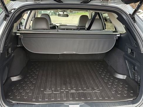 Used 2020 Subaru Outback Limited w/ Tech Package 2 image 13