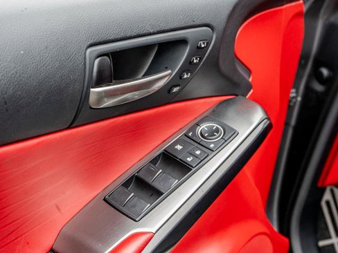 Used 2023 Lexus IS 500 image 22