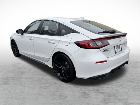 Used 2025 Honda Civic Sport image 4