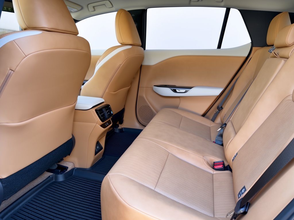 New 2026 Lexus RZ 450e AWD w/ Accessory Package (2T) image 25