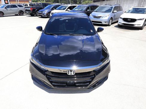 Used 2019 Honda Accord Sport image 11