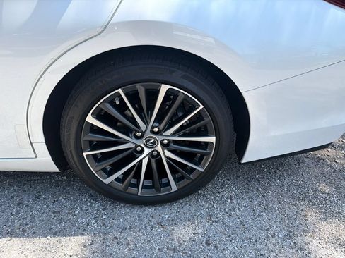 Used 2023 Lexus ES 350 w/ Premium Package FWD image 20