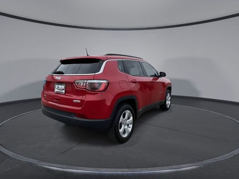 Used 2018 Jeep Compass Latitude w/ Popular Equipment Group image 8