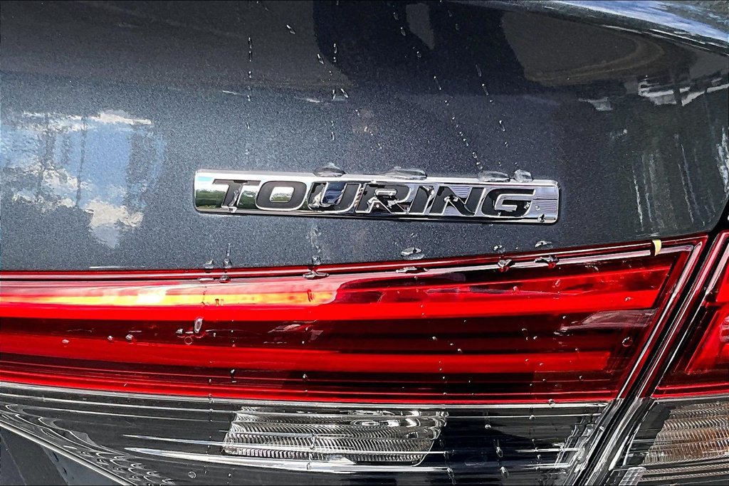 Used 2024 Honda Civic Touring image 25