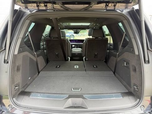 Used 2026 Cadillac Escalade Sport w/ Touring Package AWD/4WD image 8