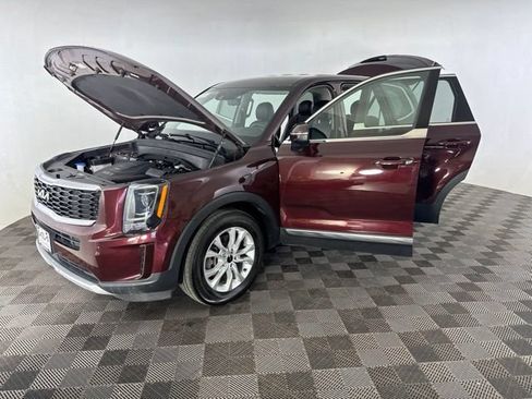 Certified 2022 Kia Telluride LX AWD/4WD image 12