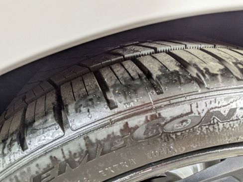 Used 2020 Chevrolet Camaro ZL1 image 13