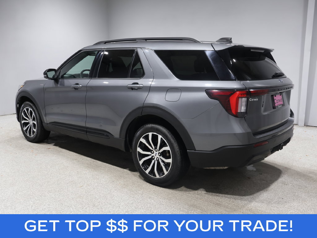 Used 2025 Ford Explorer ST-Line AWD/4WD image 4
