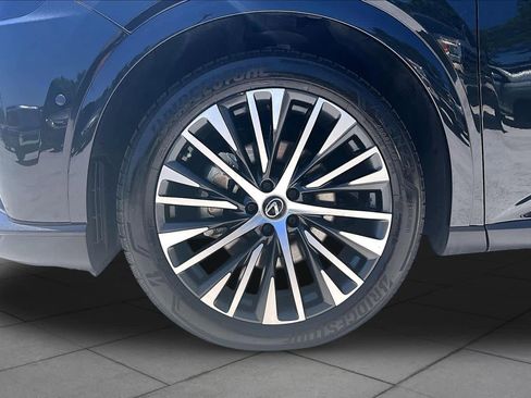 Used 2023 Lexus RX 350 Premium Plus w/ Cold Area Package AWD/4WD image 10