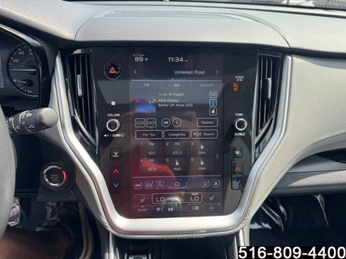 Used 2025 Subaru Outback Premium w/ Popular Package #1A AWD/4WD image 18