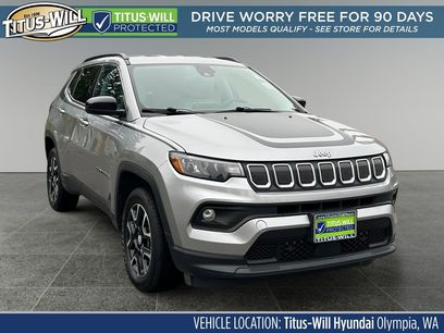 Used 2022 Jeep Compass Latitude w/ Mopar Graphics Package