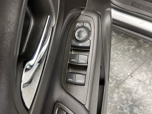 Certified 2024 Chevrolet Equinox RS AWD/4WD image 8