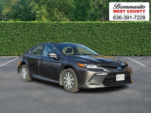 Used 2024 Toyota Camry LE image 1