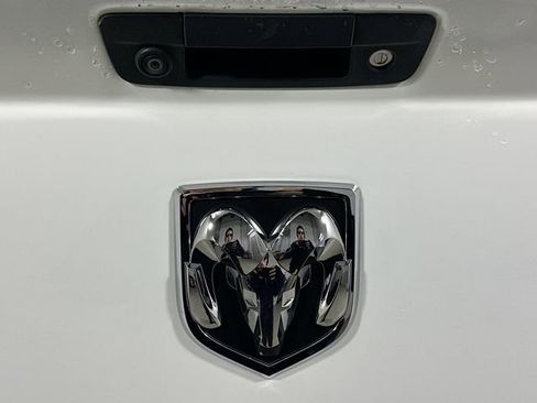 Used 2016 RAM 3500 Tradesman w/ Chrome Appearance Group image 14