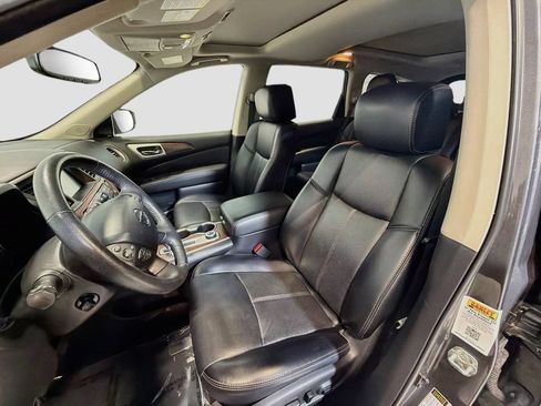 Used 2019 Nissan Pathfinder Platinum AWD/4WD image 23