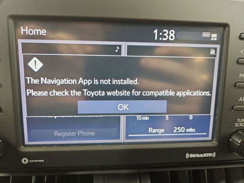 Used 2020 Toyota RAV4 LE image 19