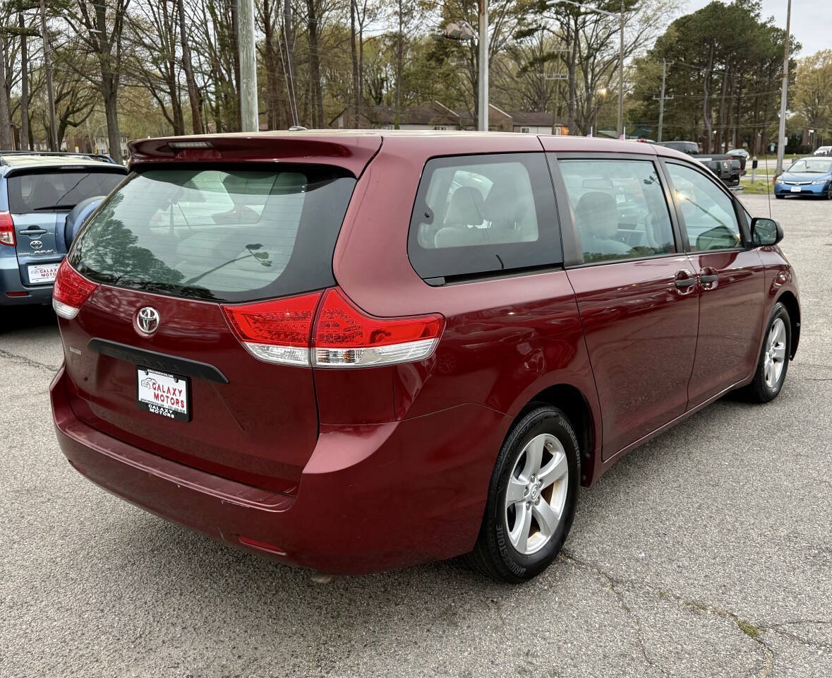 Used 2014 Toyota Sienna L FWD image 8