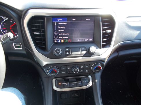 Used 2023 GMC Acadia Denali w/ Trailering Package AWD/4WD image 15