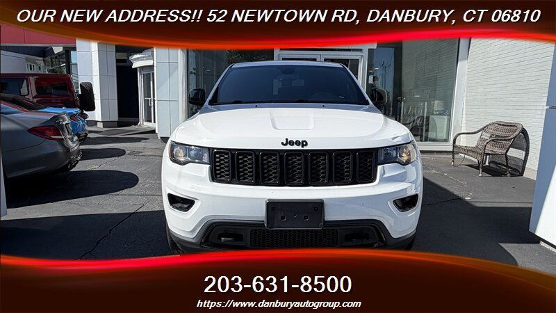 Used 2019 Jeep Grand Cherokee Laredo AWD/4WD image 8