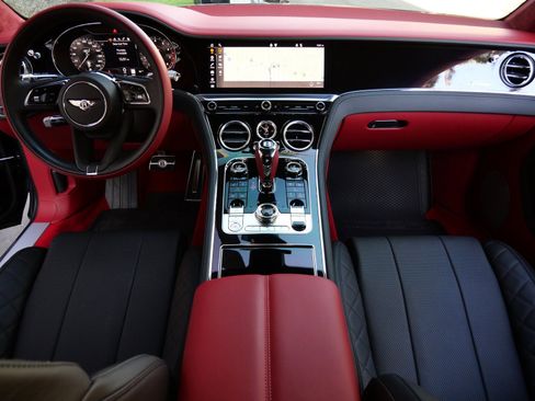 Used 2022 Bentley Continental GT Speed image 4