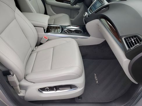 Used 2020 Acura MDX FWD image 16