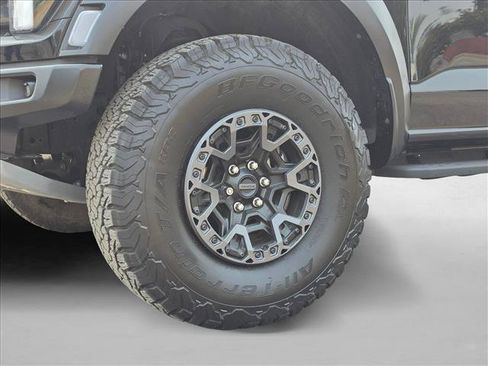 Used 2025 Ford F150 Raptor AWD/4WD image 9