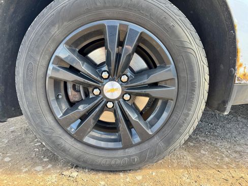 Used 2015 Chevrolet Equinox LT image 27