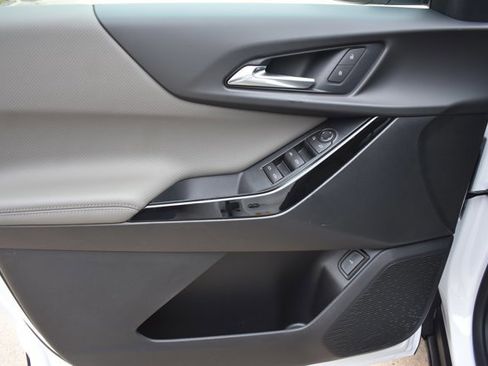 New 2026 Chevrolet Equinox LT w/ Convenience Package II image 12