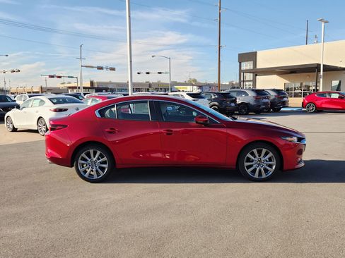 New 2026 MAZDA MAZDA3 PREFERRED image 7