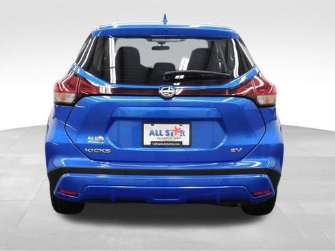 Used 2024 Nissan Kicks SV image 9