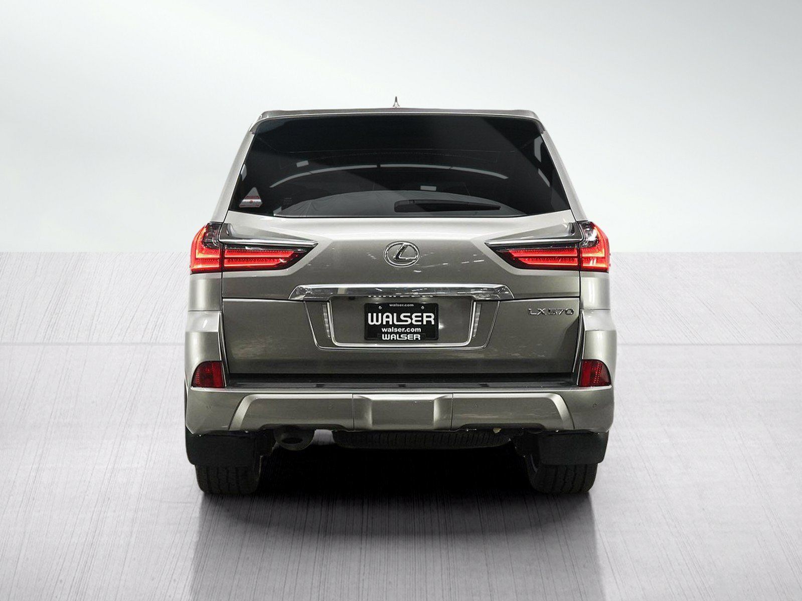Used 2018 Lexus LX 570 4WD w/ Luxury Package image 5